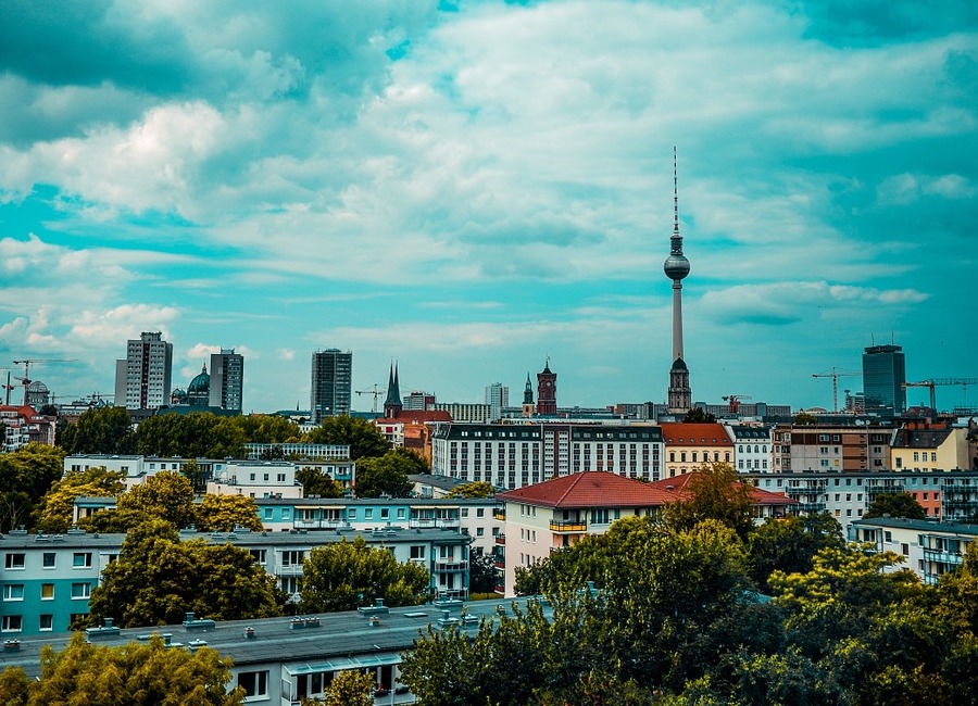 Merkel megválik a CDU vezetésétől